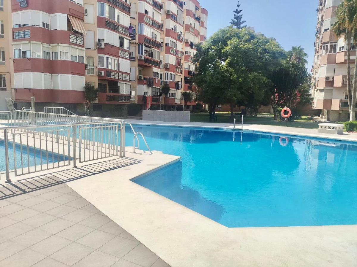 Precioso Estudio Con Piscina, Junto A La Playa Torre Del Mar Exterior photo